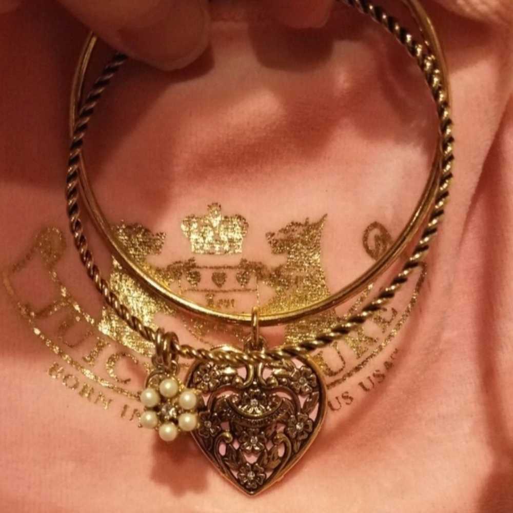 JUICY COUTURE VINTAGE HEART BANGLE SET OF 2 - image 5