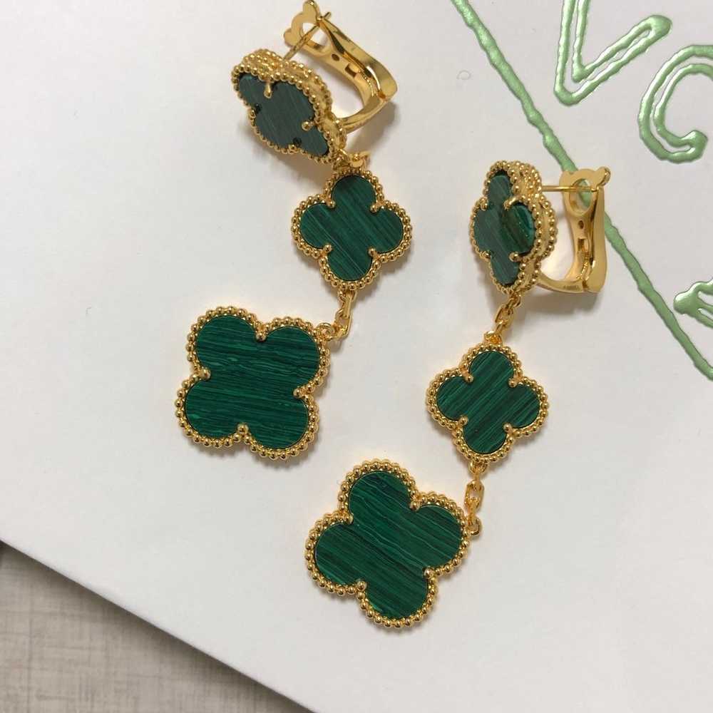 18k yellow gold malachite three flower earrings - image 7