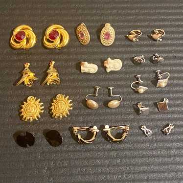 Lot of 13 Pairs Vintage Jewelry CLIP Earrings  Av… - image 1