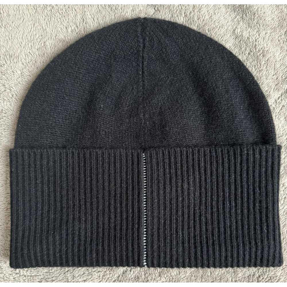 Burberry Cashmere hat - image 6