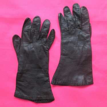 silk lined black vintage leather gloves size 7 - image 1