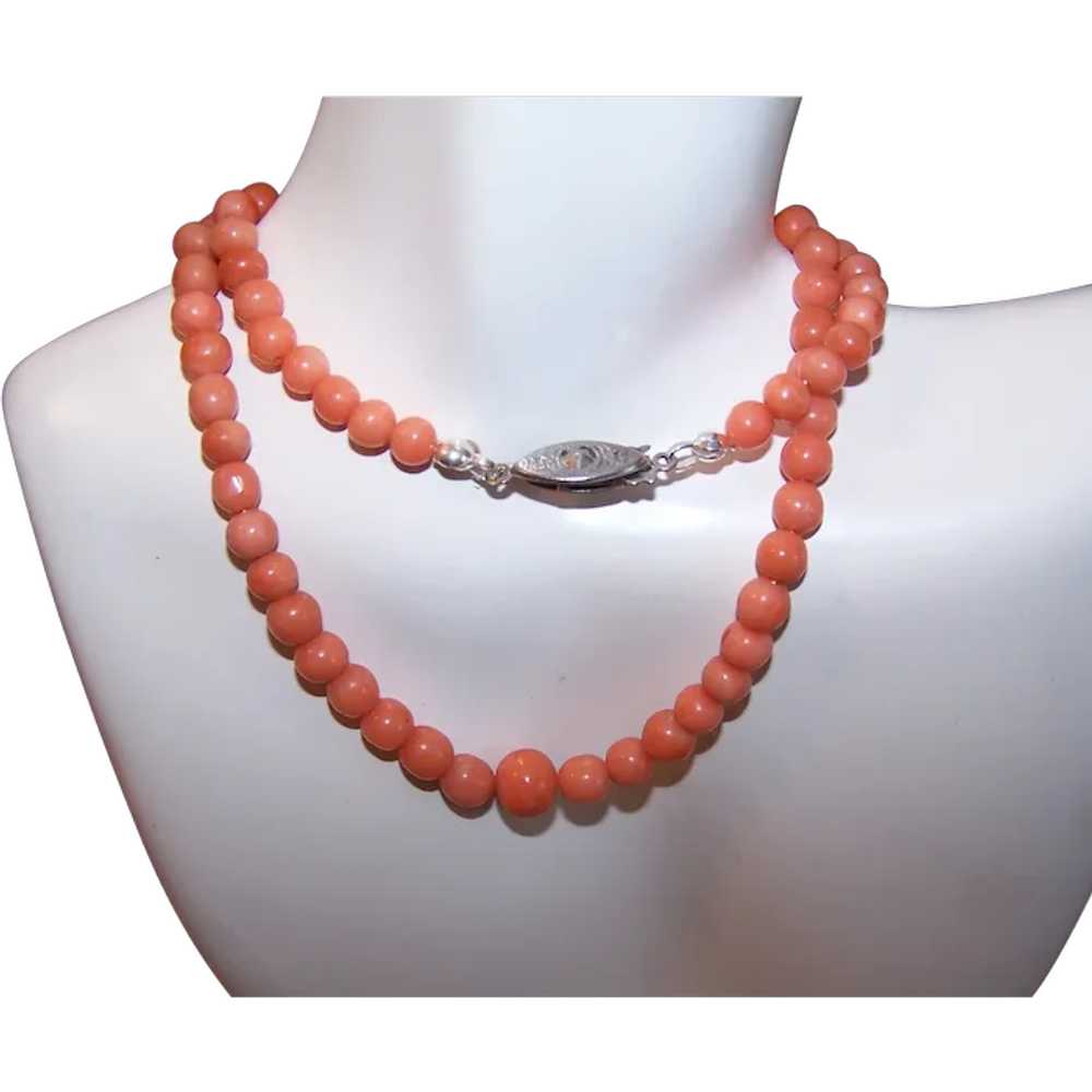 Antique Victorian 17" Orange Coral Graduated Bead… - image 1