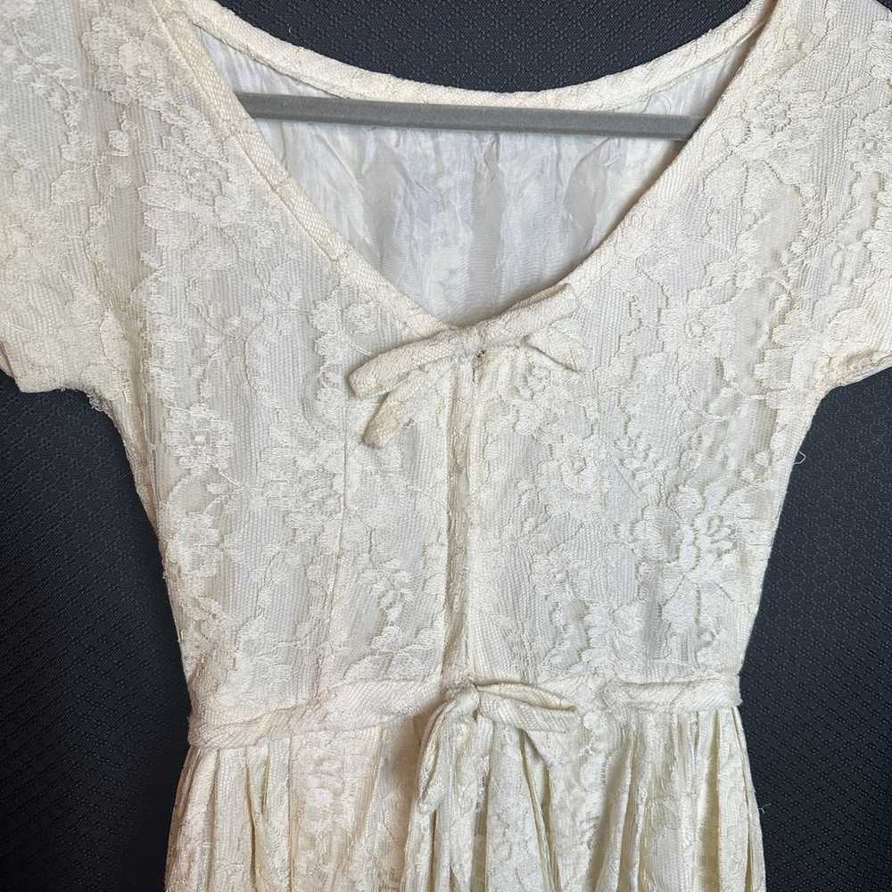 166. Handmade vintage ivory wedding/formal dress;… - image 7