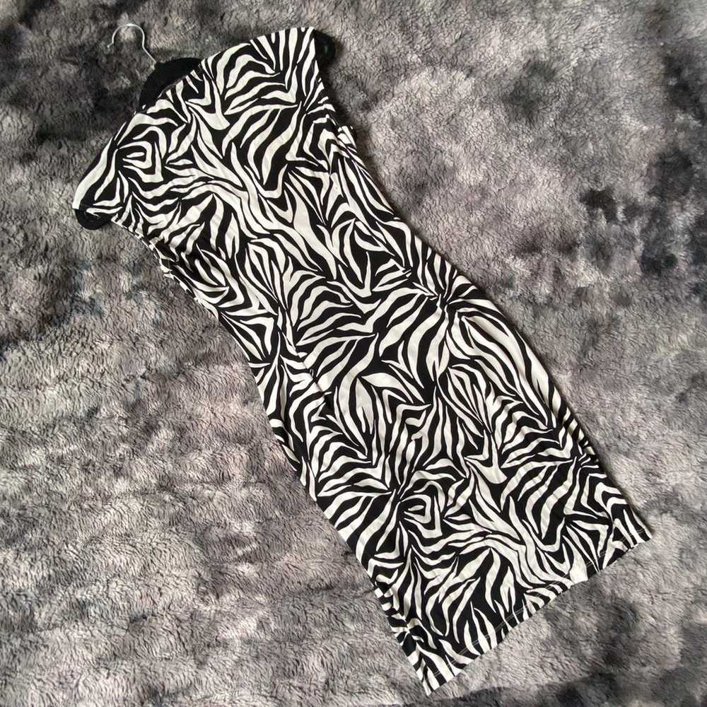 VTG Maggy London Zebra Dress - image 10