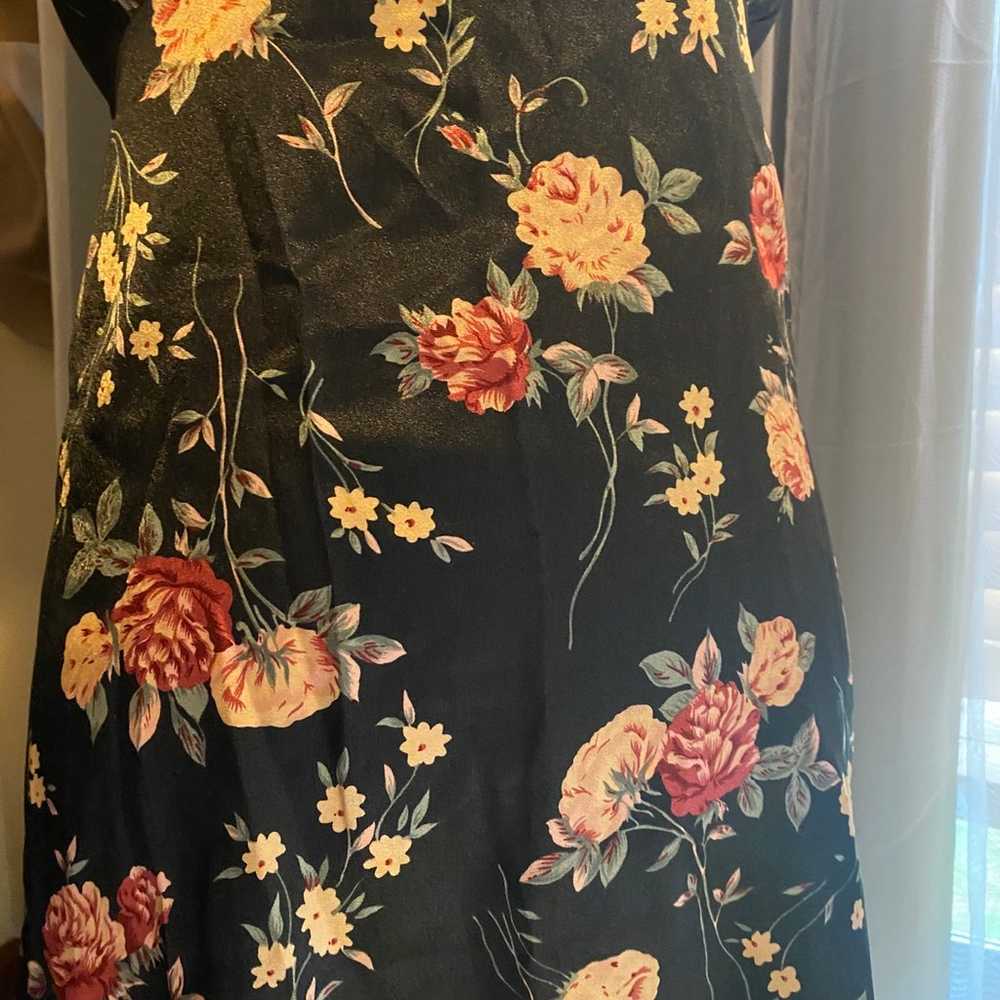 Vintage 90’s satin feel floral dress - image 2