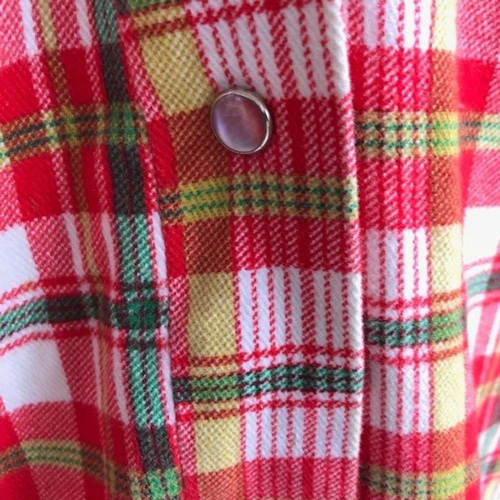 Vintage Plaid Dress Pearlized Buttons - image 4