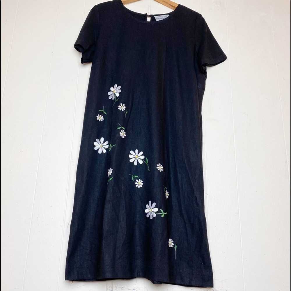 Vintage Black Embroidered Daisies Linen Midi Dress - image 1