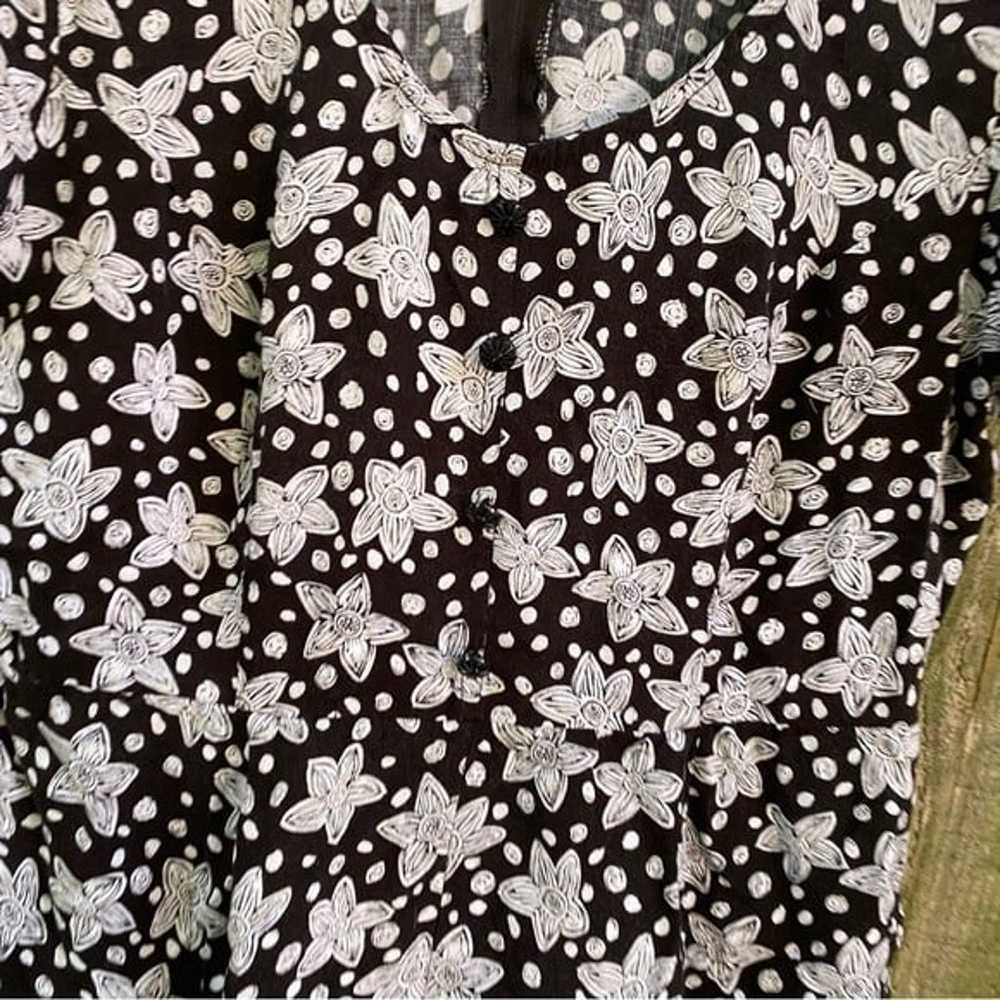 Vintage Y2K 2000s 90s Black white floral romper - image 2