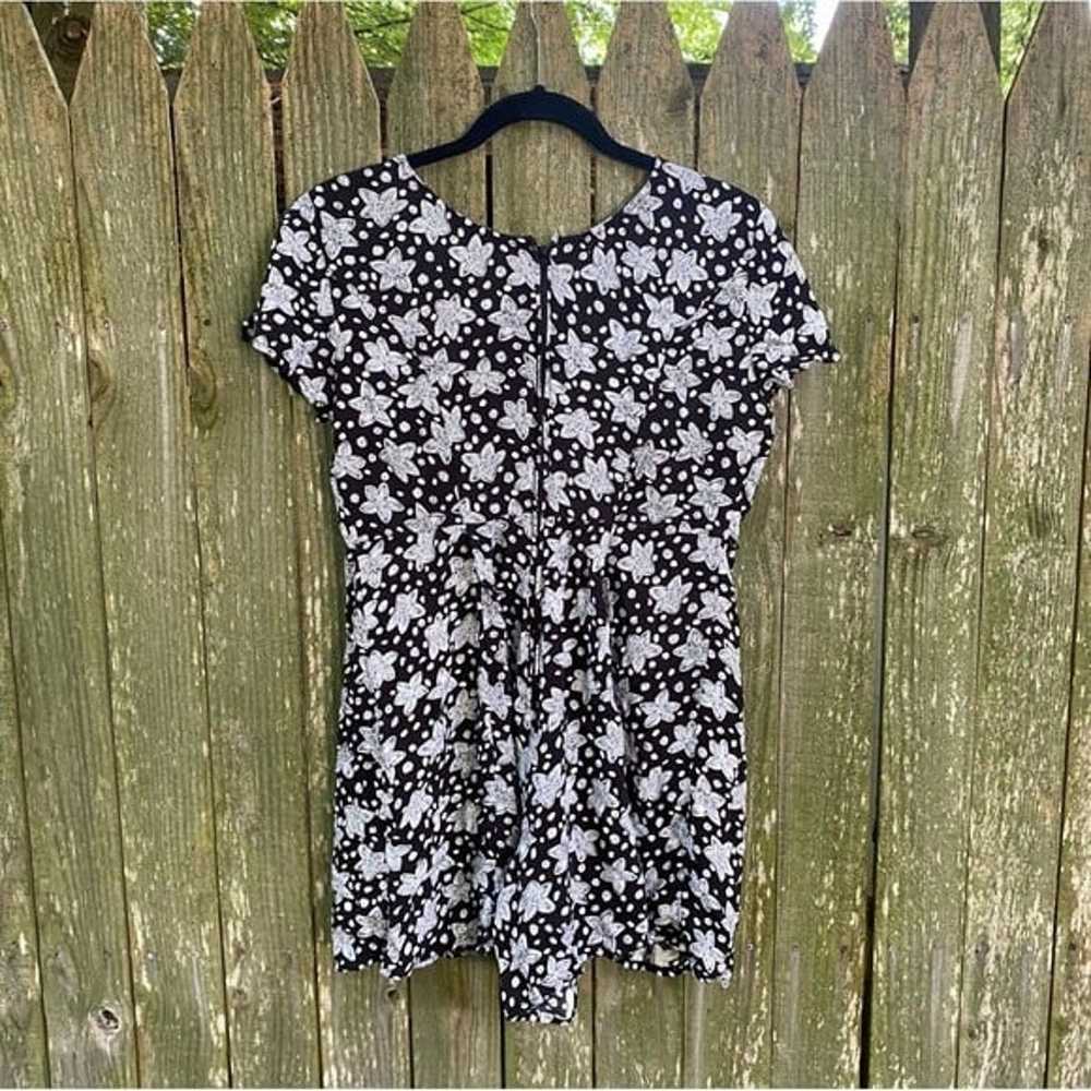 Vintage Y2K 2000s 90s Black white floral romper - image 3