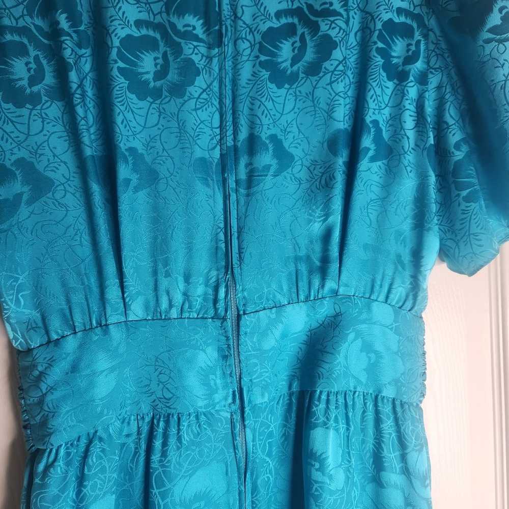 Vintage MS Chaus 8 AquaBlue 100% SILK ShrtslvelsP… - image 7