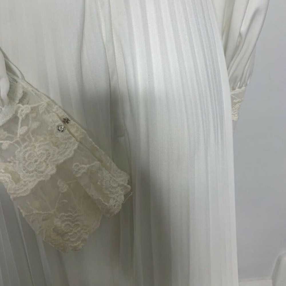 Vintage 1970/80s Union Made Wedding Gown - image 11