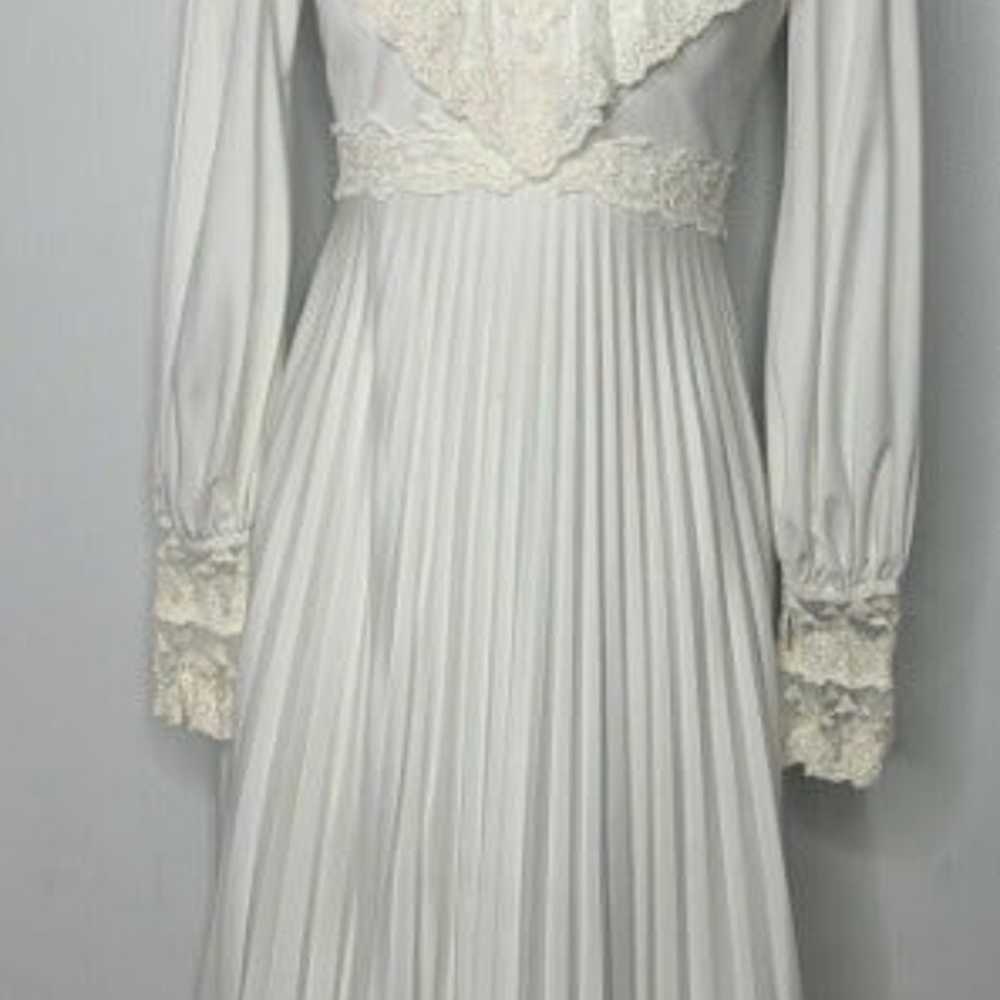 Vintage 1970/80s Union Made Wedding Gown - image 2