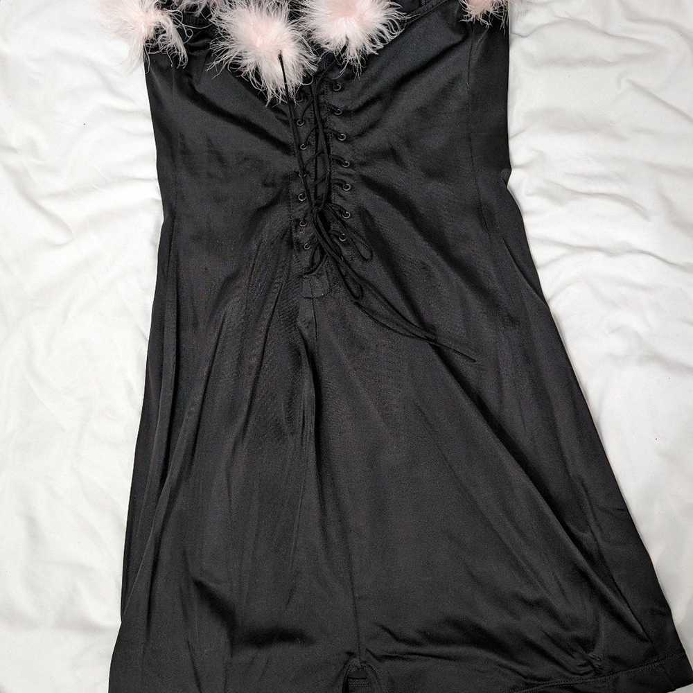 Vintage black dress pink fur trim Y2K lace up back - image 2