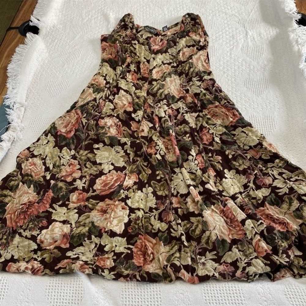 Nostalgia Floral Cottagecore Flowy Dress (M) - image 2