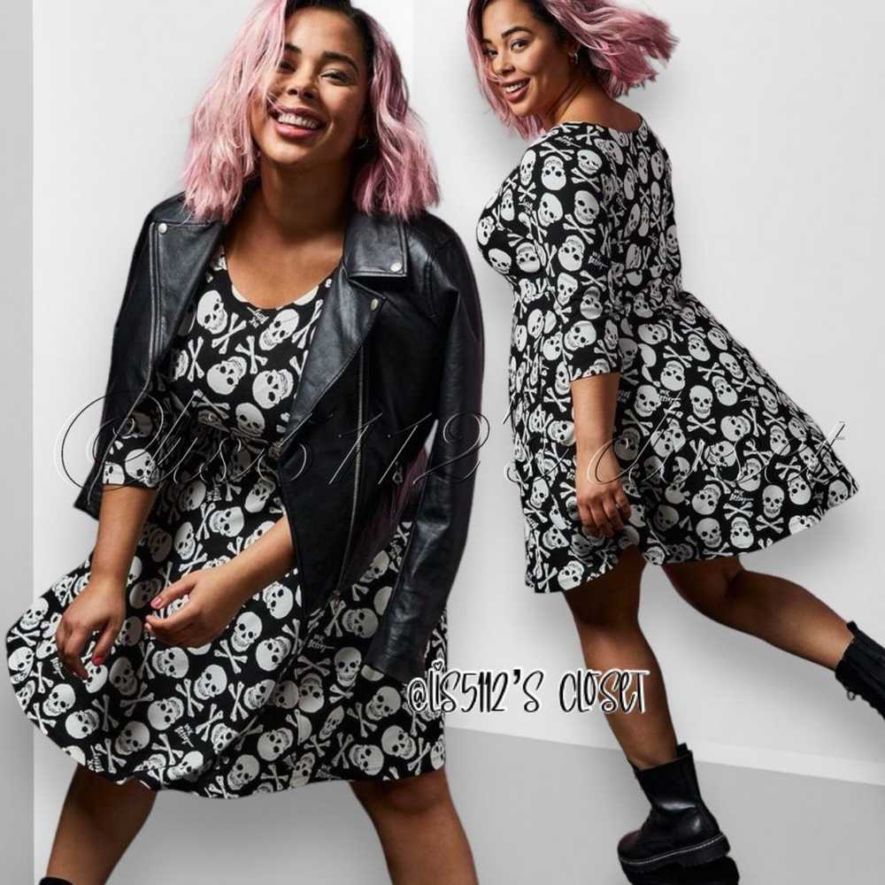 Torrid x Betsey Johnson Black Skull & Bones Ponte… - image 2