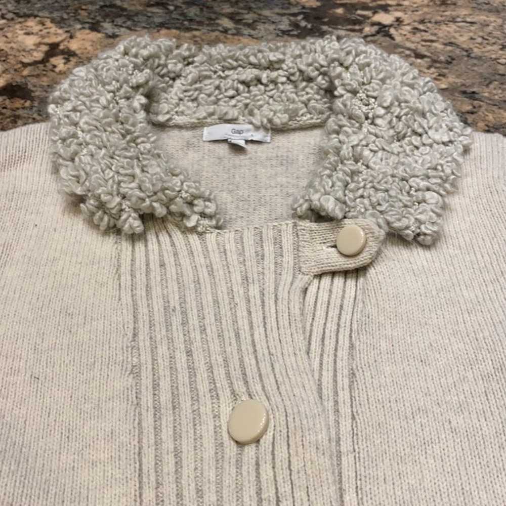 Vintage Gap 100% wool button up Sweater Cardigan - image 5