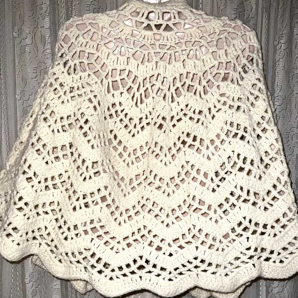 Vintage 70’s Handmade Shawl Wrap Crochet Ivory Hi… - image 2