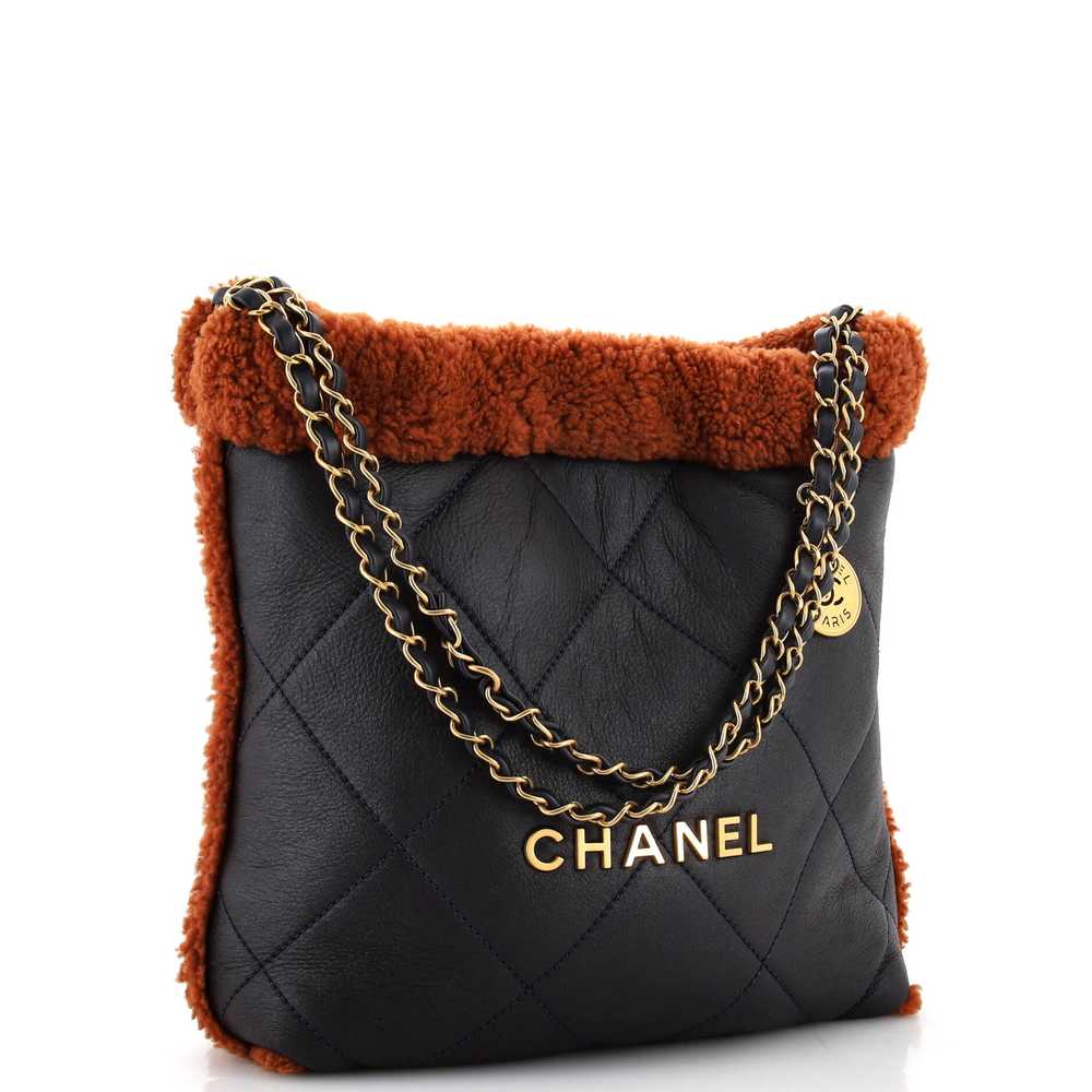 CHANEL 22 Chain Hobo Quilted Lambskin with Shearl… - image 3