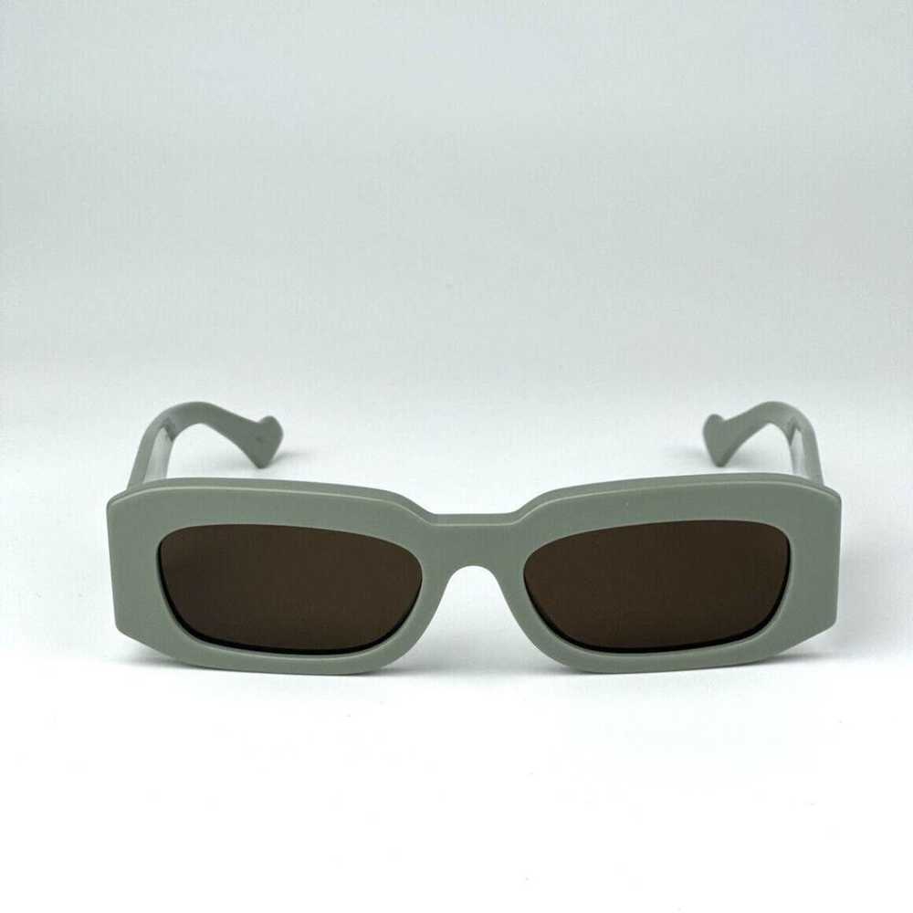 Gucci Oversized sunglasses - image 2