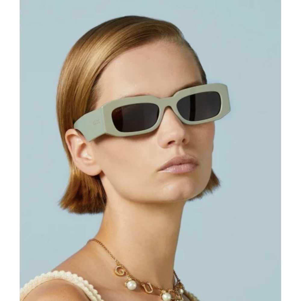 Gucci Oversized sunglasses - image 3