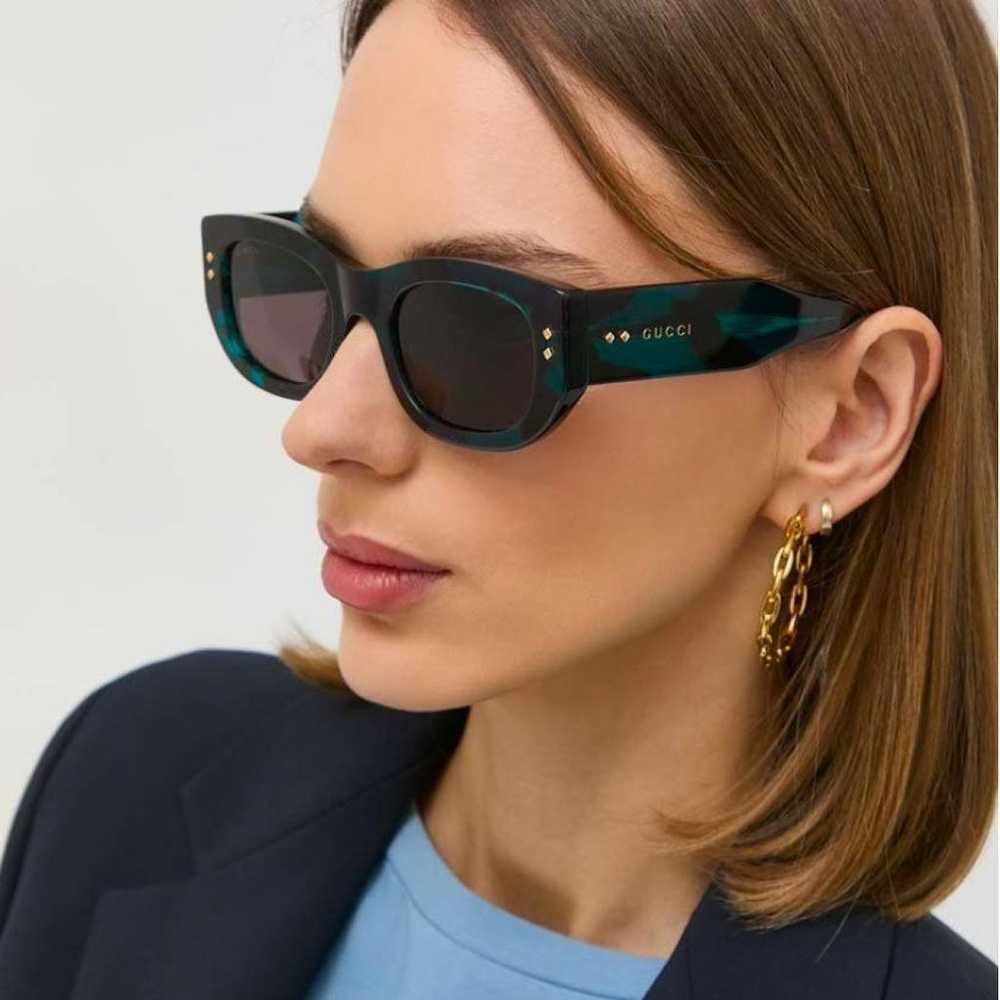 Gucci Oversized sunglasses - image 2