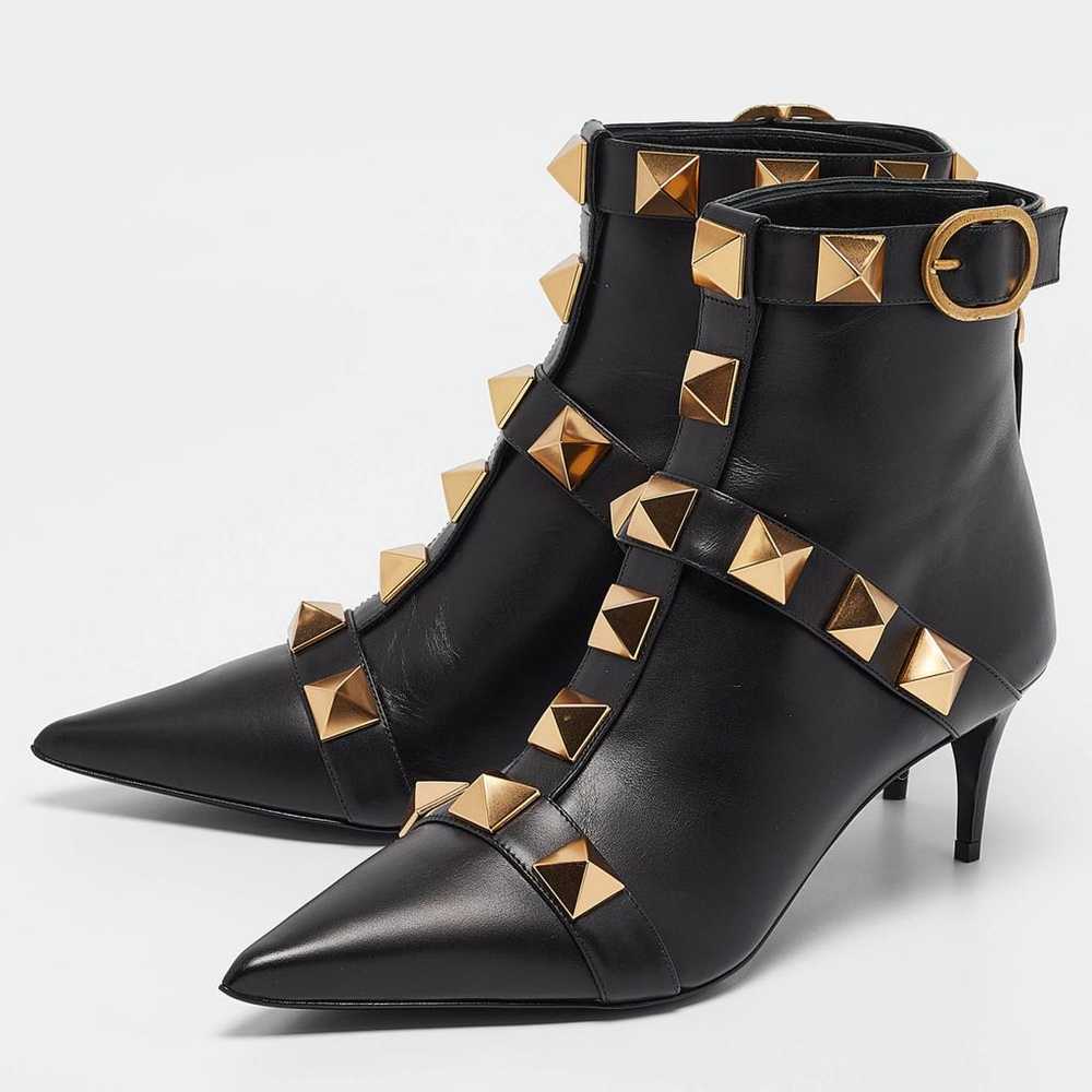 Valentino Garavani Leather boots - image 2