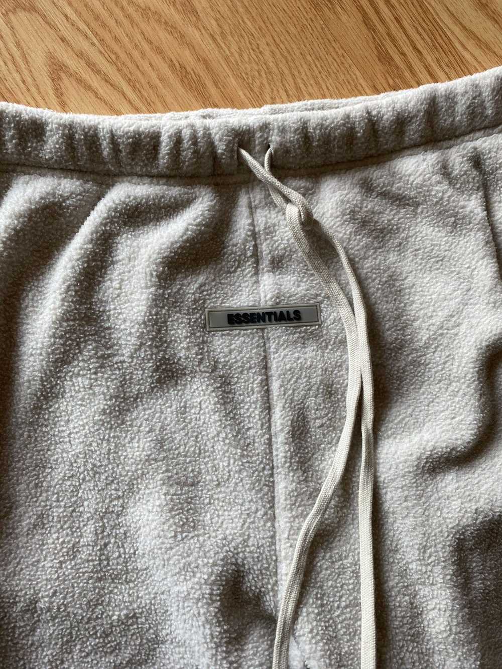 Essentials × Fear of God Essentials Fleece Sweatp… - image 2