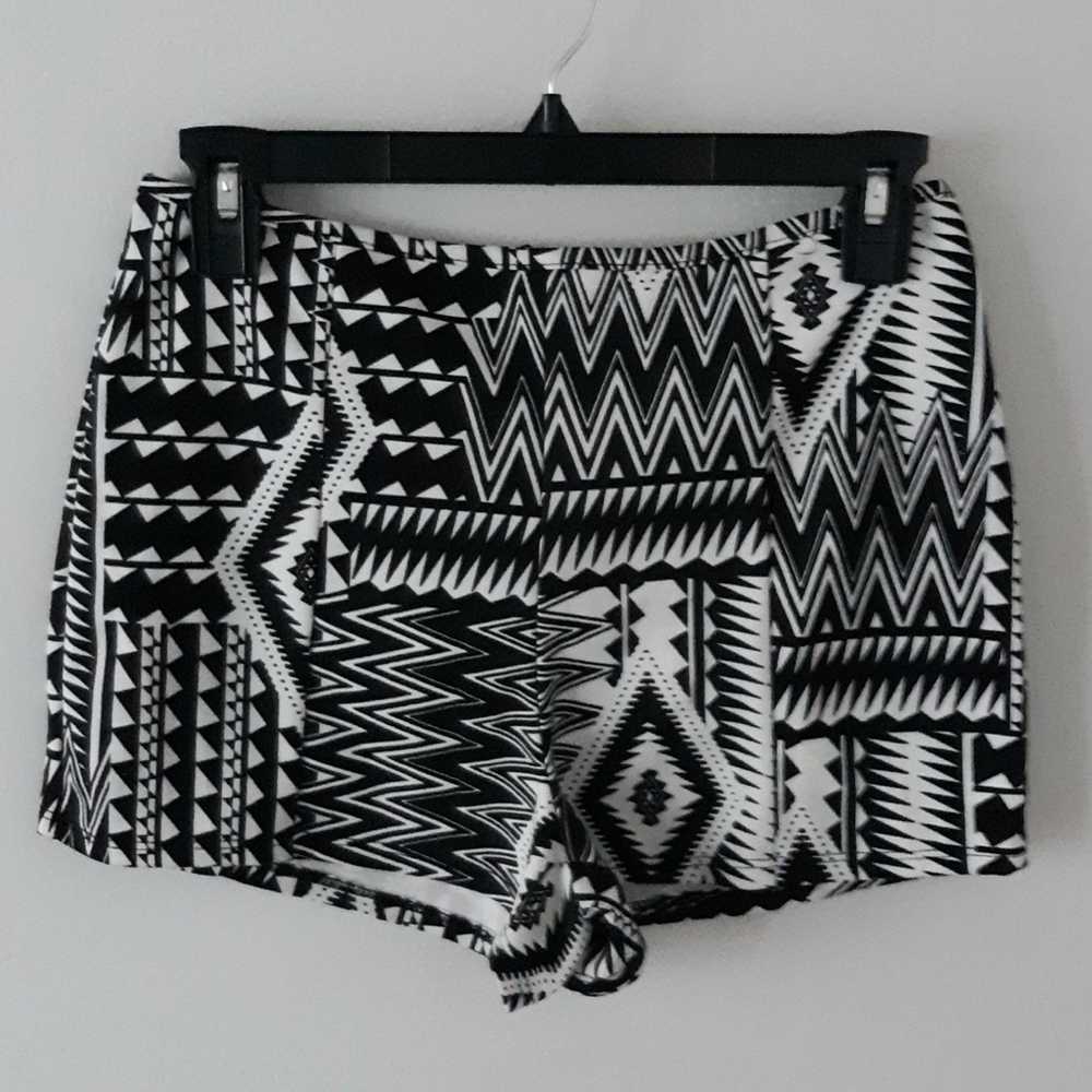 Pacsun Nollie PACSUN Aztec High Rise Shorts - image 5