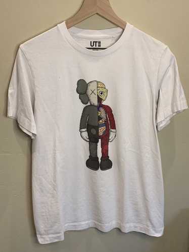 Designer × Kaws × Uniqlo *RARE* KAWS x Uniqlo Figu