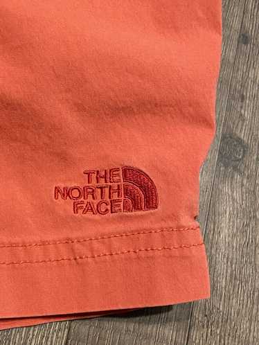 The North Face The North Face Red Beach Shorts