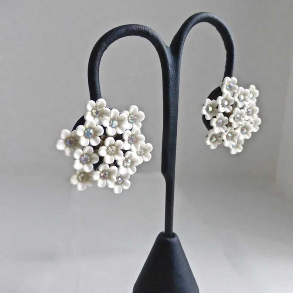 CORO Cluster of White Forget Me Not Earrings, AB … - image 5