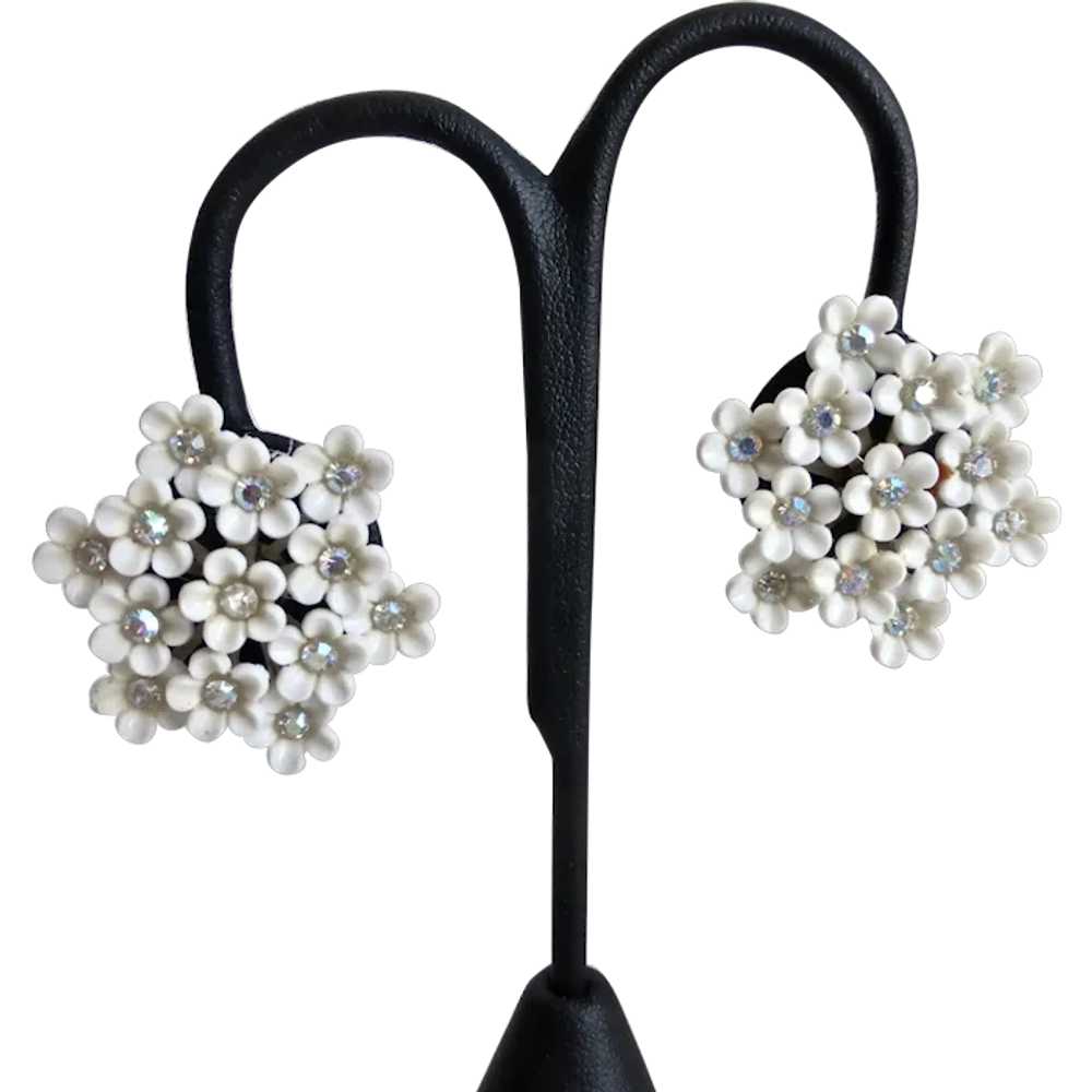 CORO Cluster of White Forget Me Not Earrings, AB … - image 7