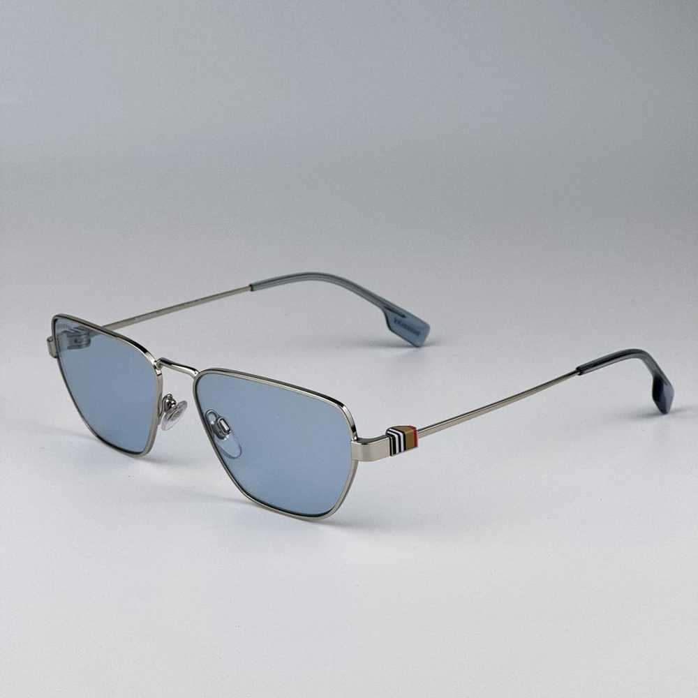 Burberry Sunglasses - image 4