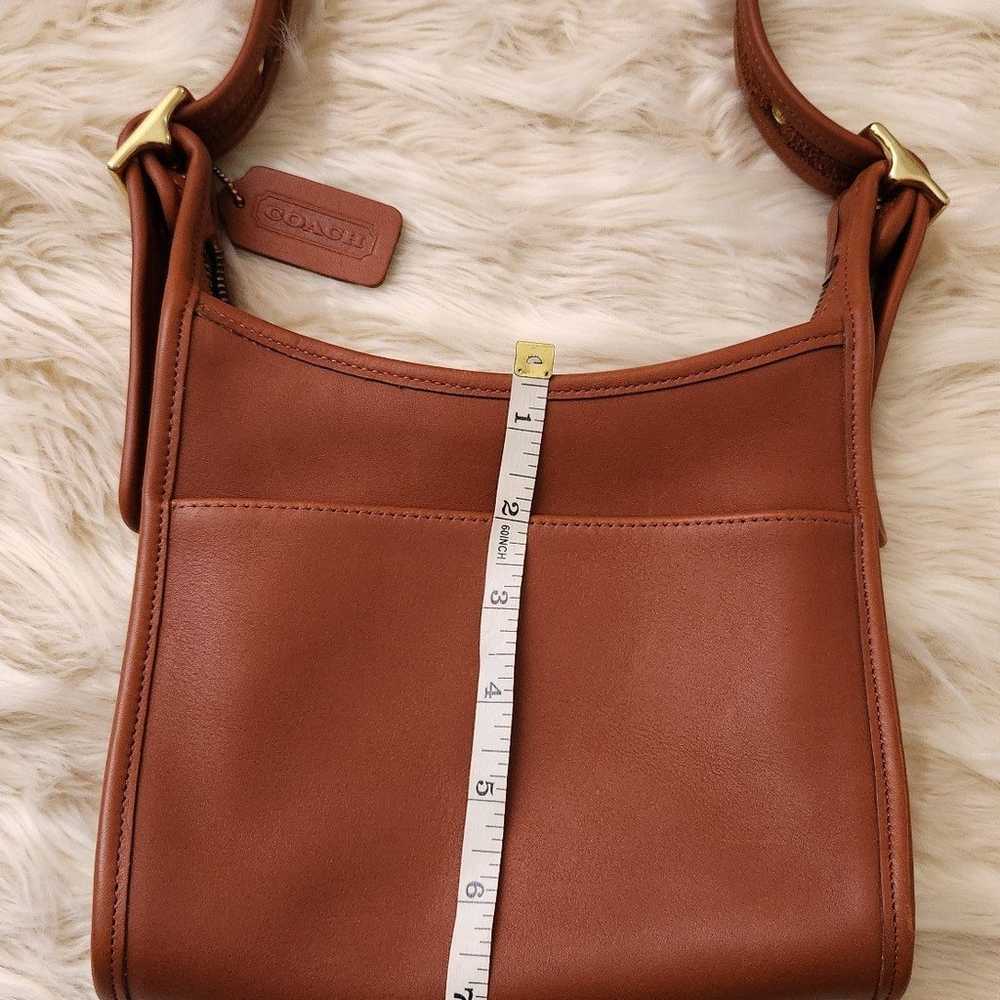 Coach crossbody bag leather color brown vintage - image 10