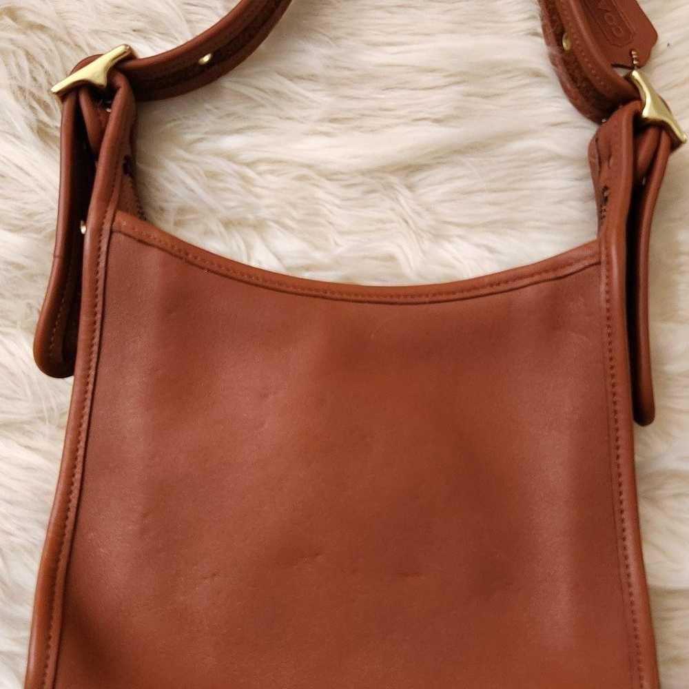 Coach crossbody bag leather color brown vintage - image 4