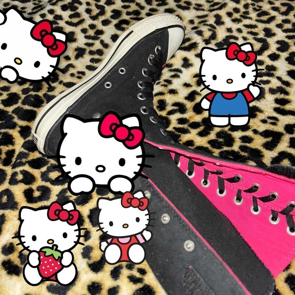 knee high pink & black converse ! - image 3