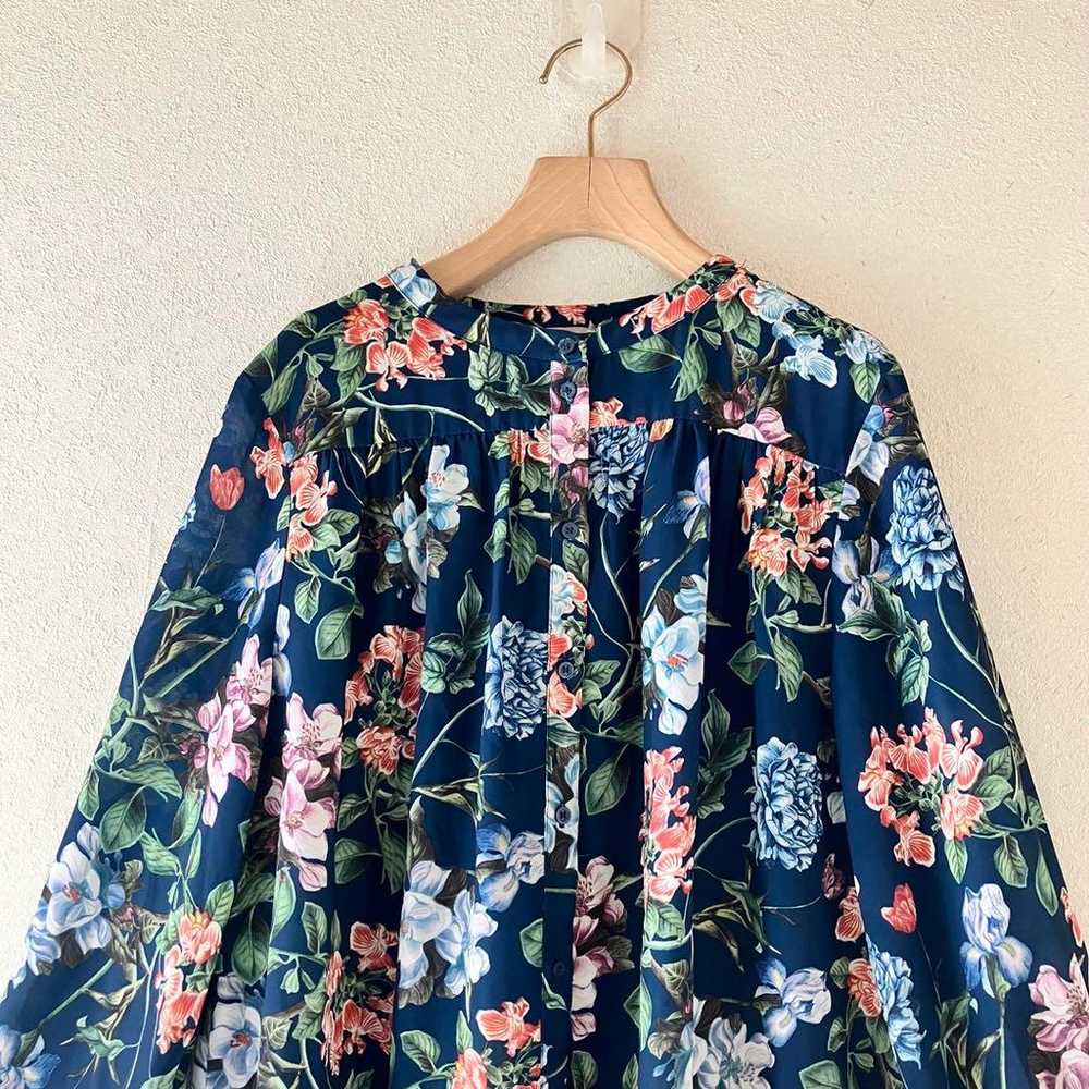 H&M floral pattern long-sleeved blouse shirt navy - image 2