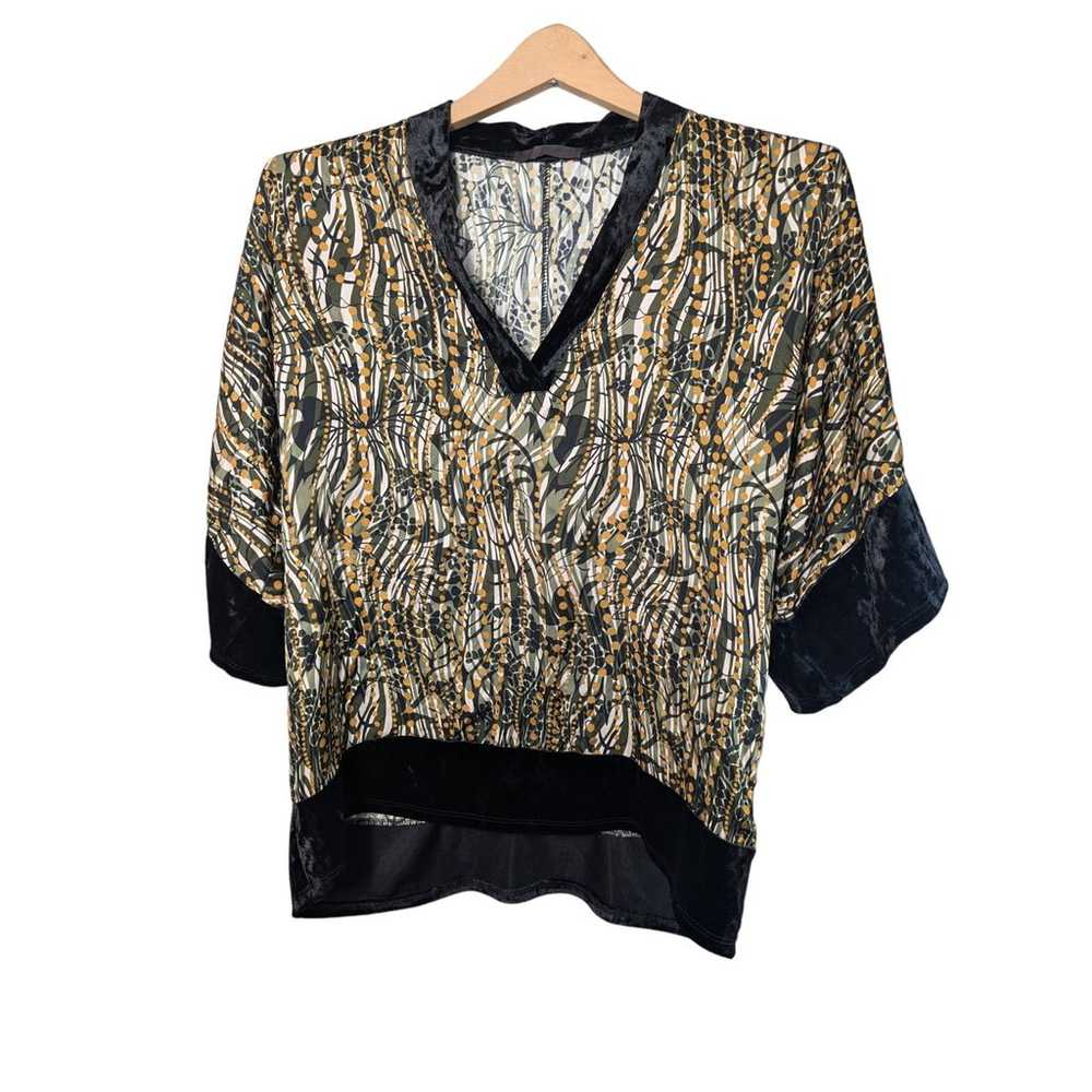 LOLA Made in Italy Blouse - image 1