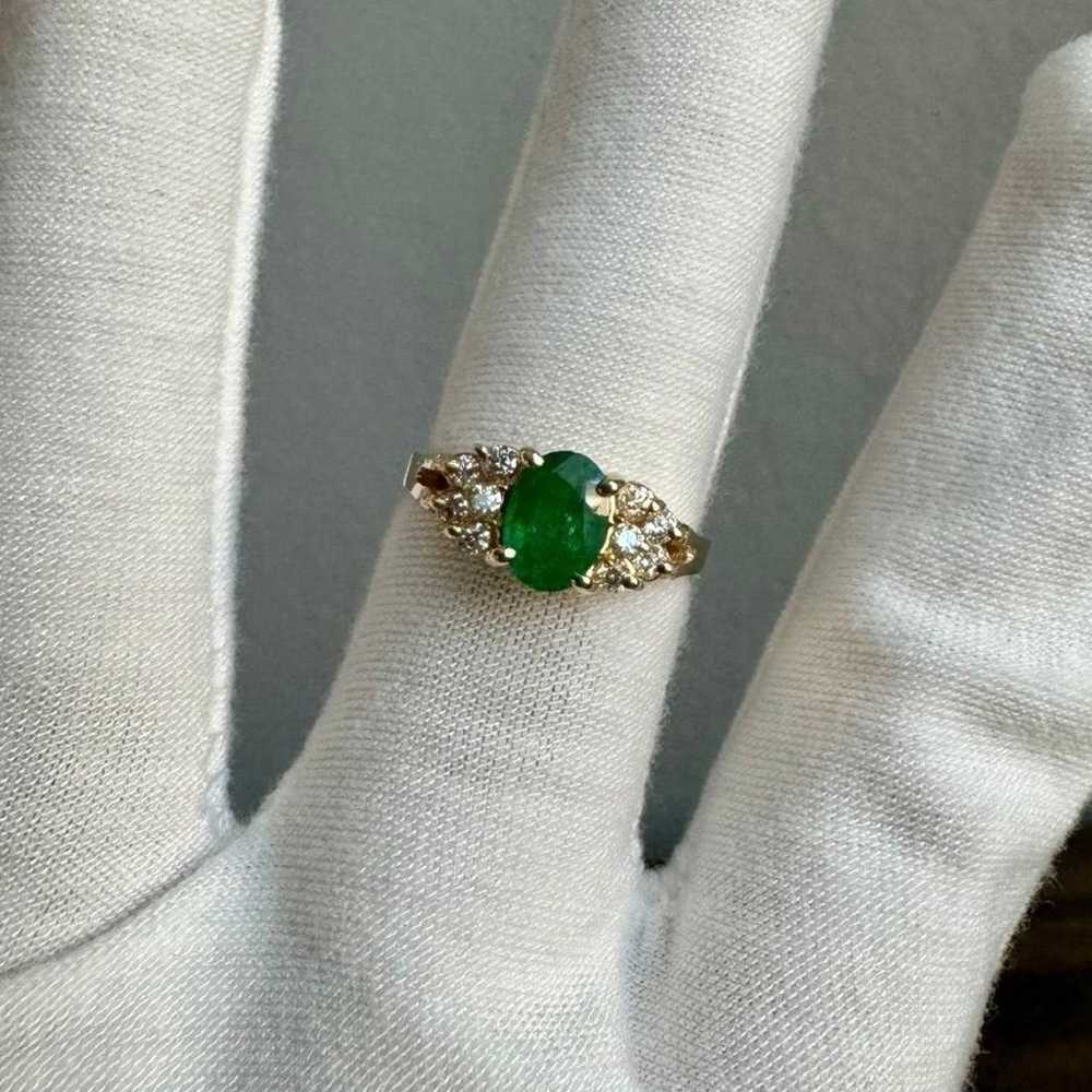 14K Yellow Gold Oval Emerald n Diamond Lady’s Ring - image 1