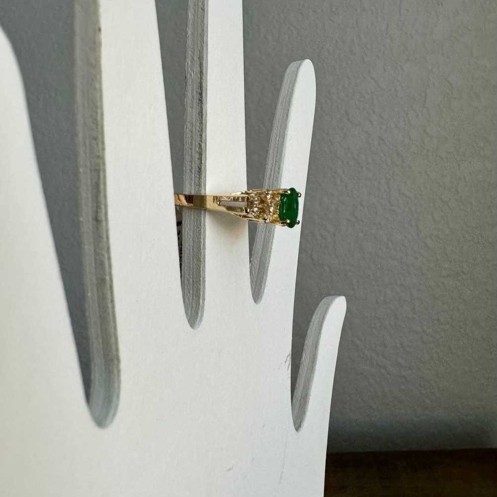 14K Yellow Gold Oval Emerald n Diamond Lady’s Ring - image 3