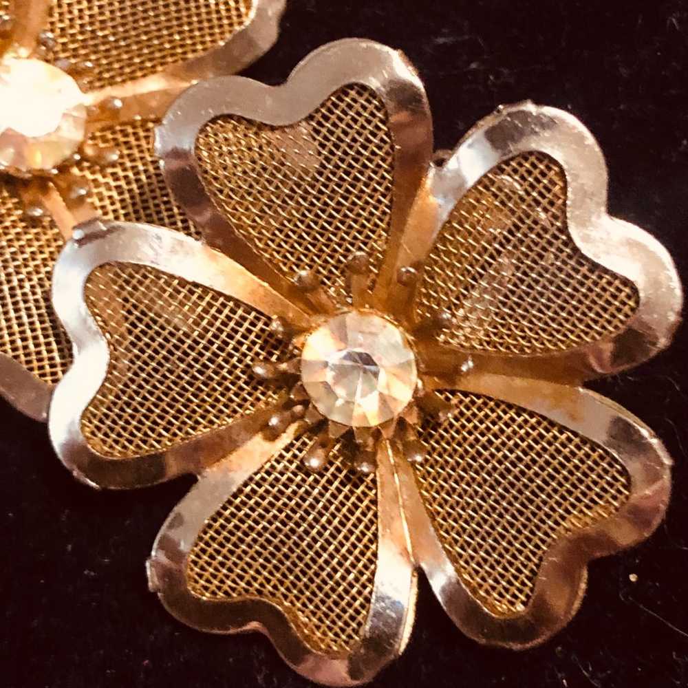 Vintage  Gold Toned  Mesh Flower W/ Aurora Boreal… - image 2