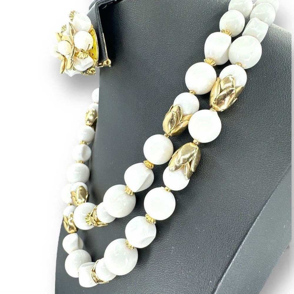 Vintage Jewelry Set White Beads Gold Plated Flora… - image 2