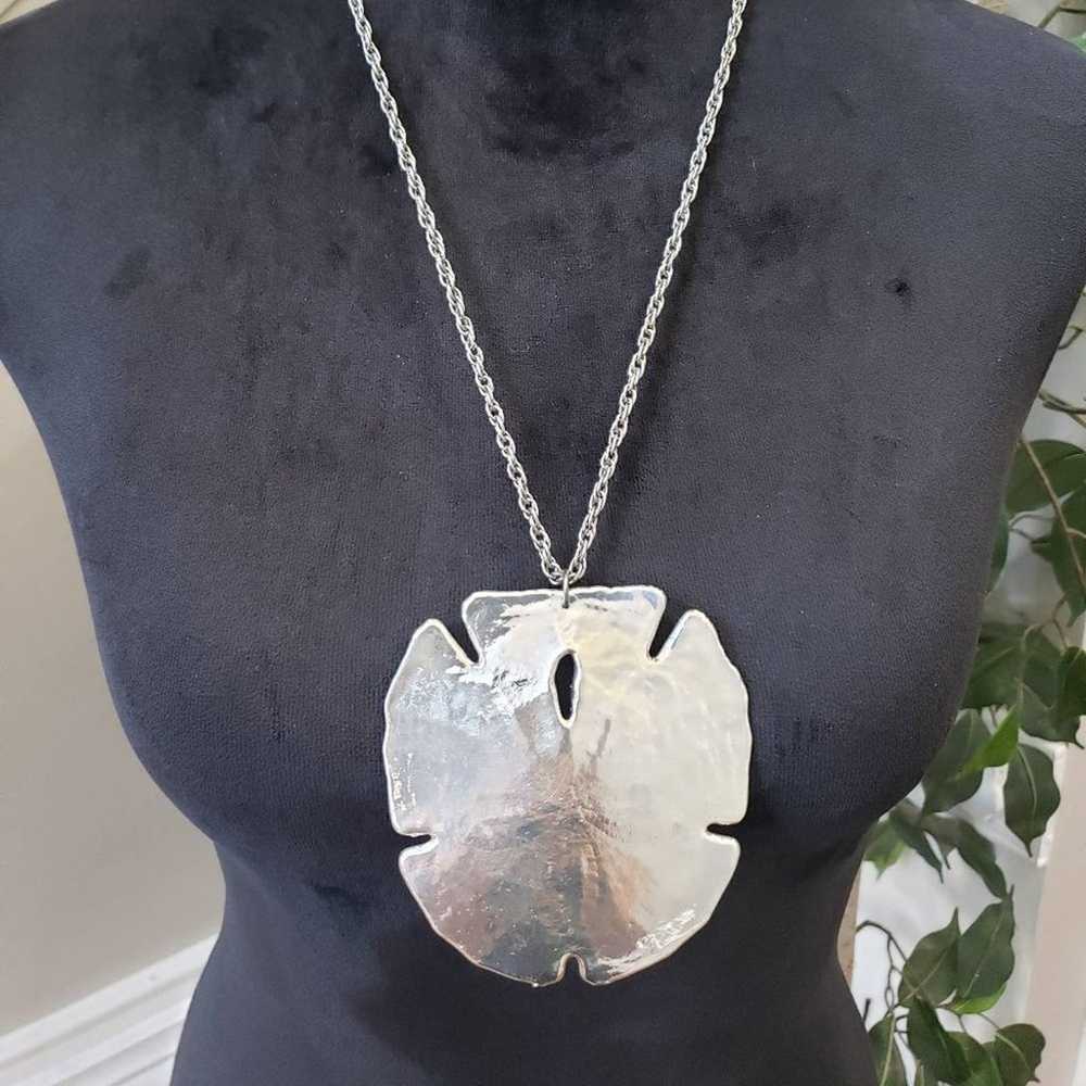 Womens Fashion Sand Dollar Pendant Pewter Necklac… - image 1