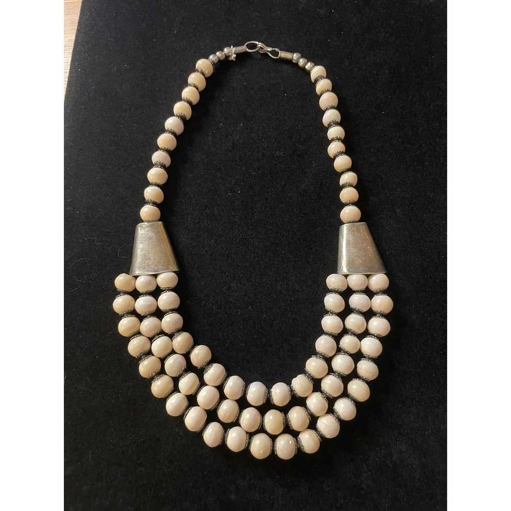 Vintage Off White Silver Tone Beaded Layer Neckla… - image 2