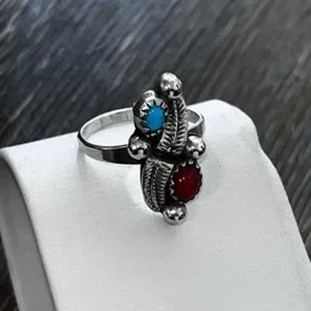 SIGNED STERLING TURQUOISE AND RED CORAL VINTAGE R… - image 5