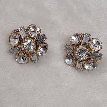 Vintage Gold Tone Rhinestone Clip On Earrings - image 1