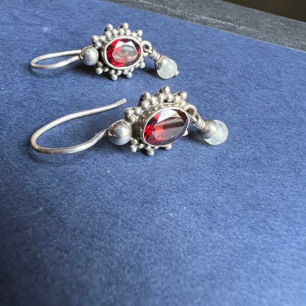 Vintage garnet and silver 925 earrings from Sunda… - image 10