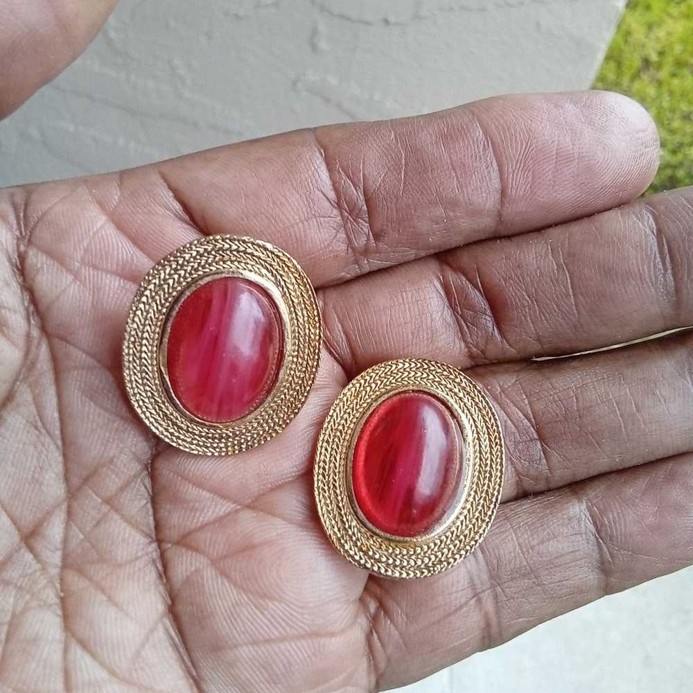 VTG Carolee Carnelian Oval Cabochon Clipon Earrin… - image 3