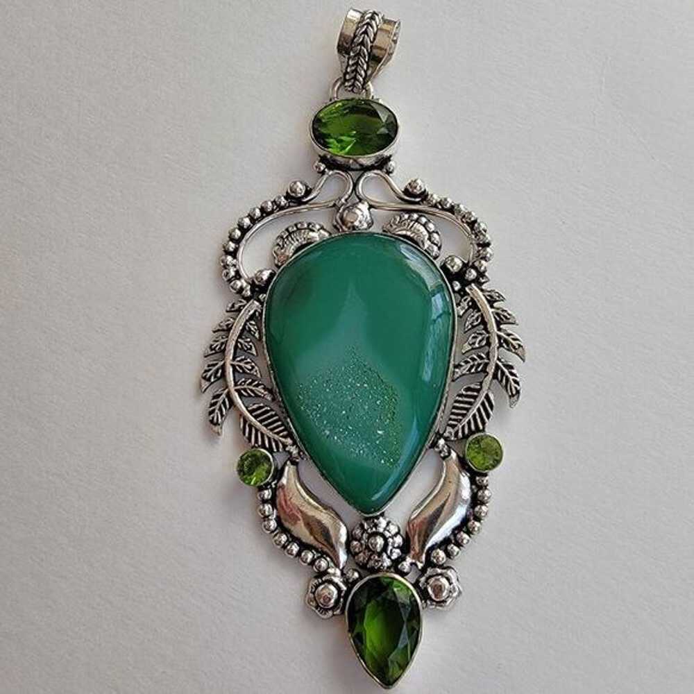 Green Onyx Simulated Sterling Silver Pendant Neck… - image 2