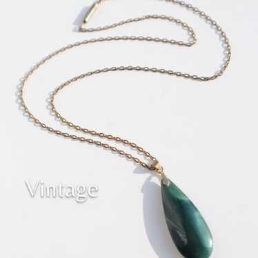 Teardrop motif green-colored stone vintage neckla… - image 1